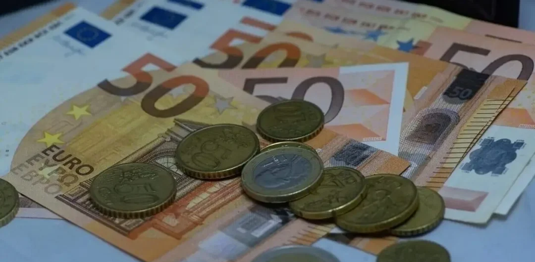 Επίδομα 300 ευρώ: Οι μεγάλοι χαμένοι του κυβερνητικού πακέτου